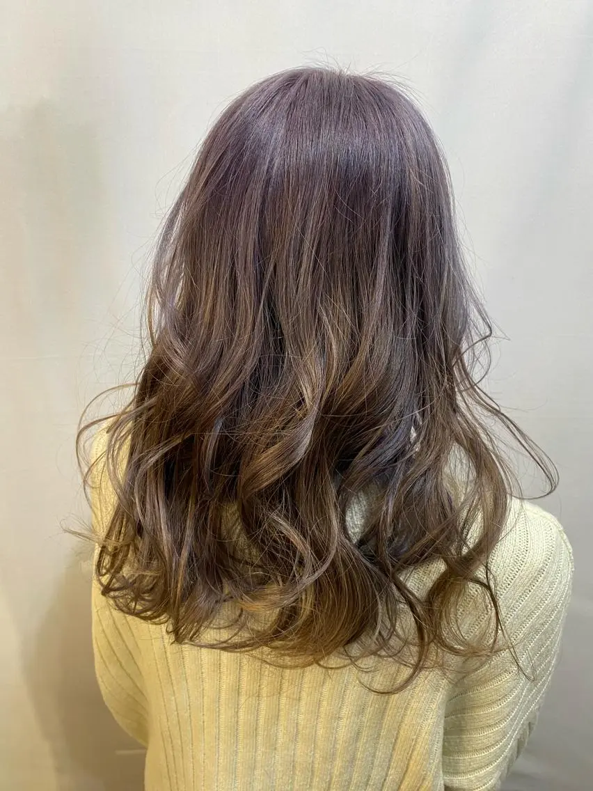 ロング カット ヘアカラー 長濱 俊のヘアスタイル
