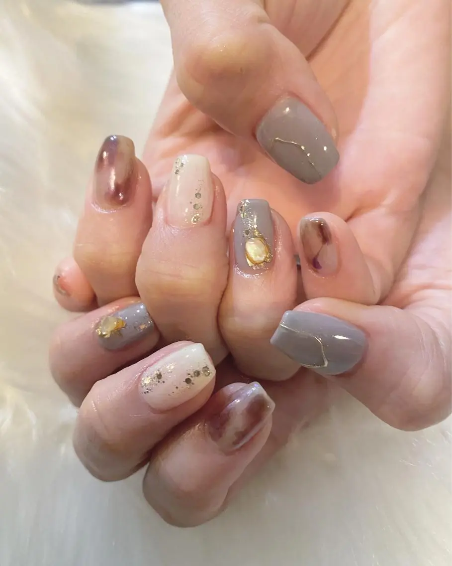 ネイル crystal ⭐︎ colorのネイルデザイン