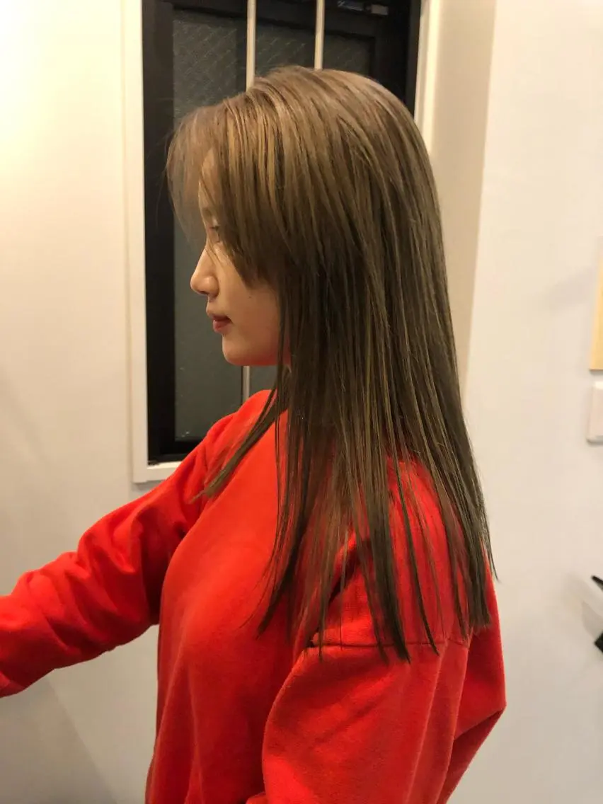 ロング カラー ダブルカラー やまさきえりこ ニュアンスパーマのヘアスタイル