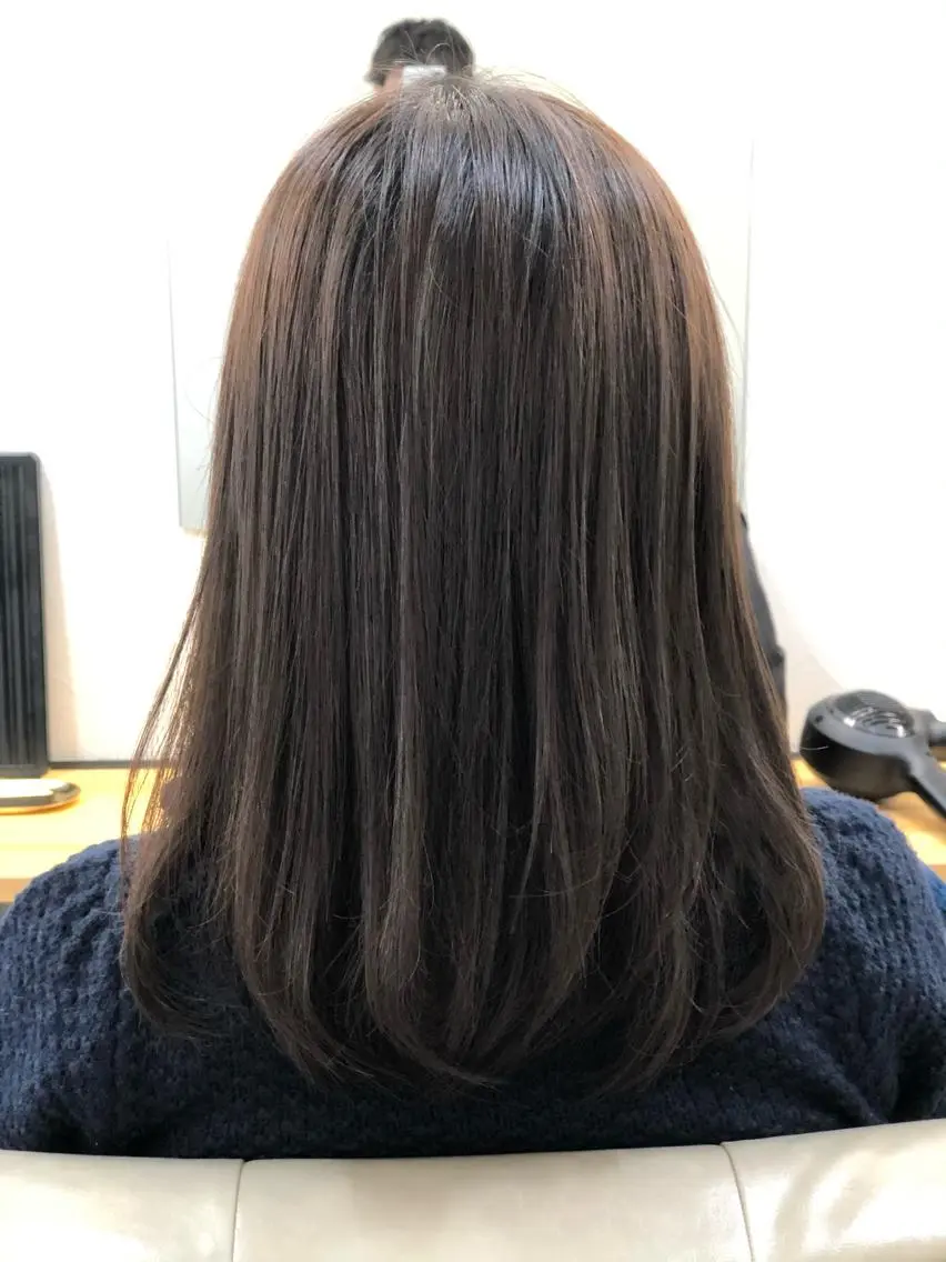 ミディアム カット トリートメント H by Real meのヘアスタイル
