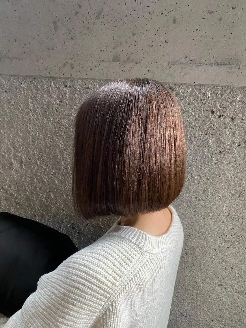ショート カラー ヘアアレンジ 切りっぱなしボブ ベージュカラー ハイトーンカラー インナーカラー ピンクカラー 🌿レイヤー/ブリー チ/🌿JINのヘアスタイル