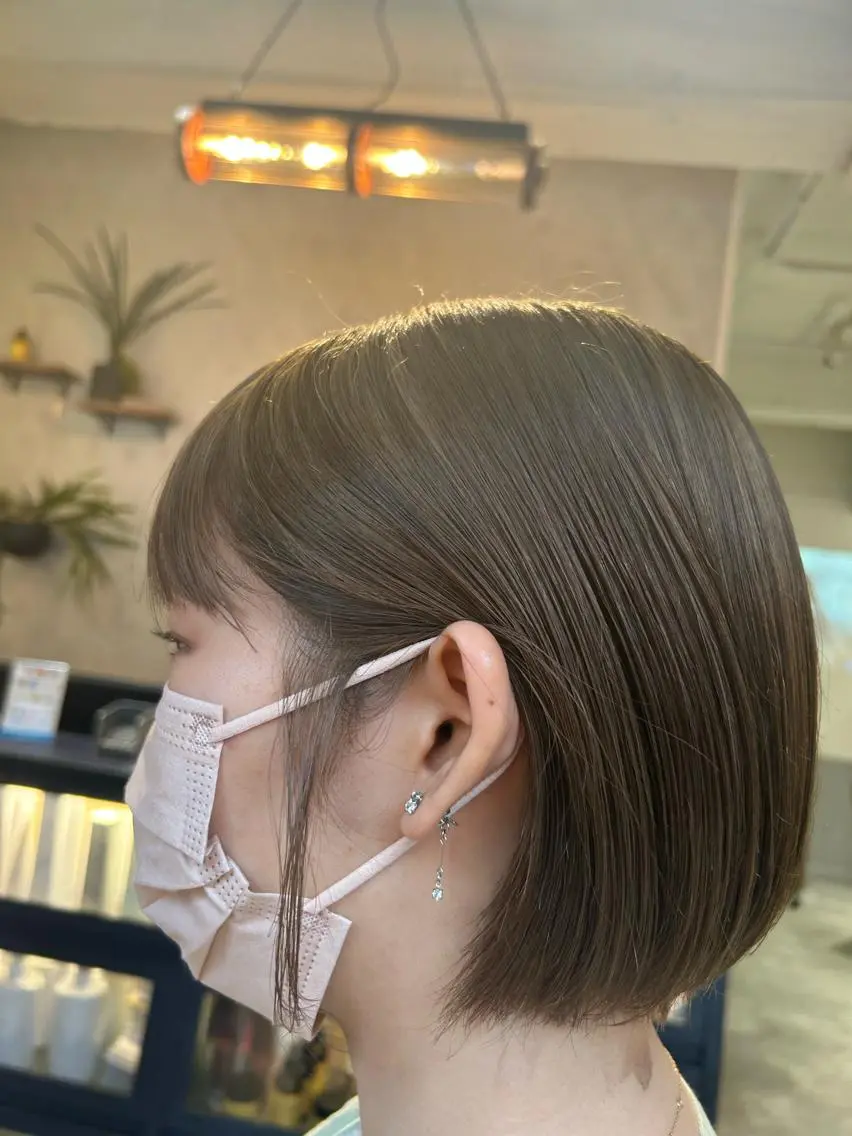 ミディアム カラー ベージュカラー オリーブベージュ 薄暮 マツイ　レンのヘアスタイル