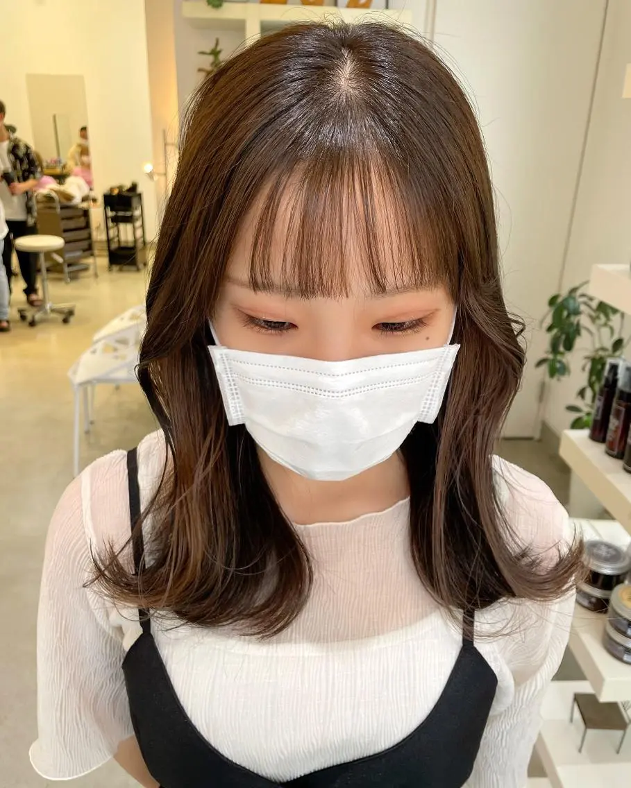 セミロング カラー mir MIYUのヘアスタイル