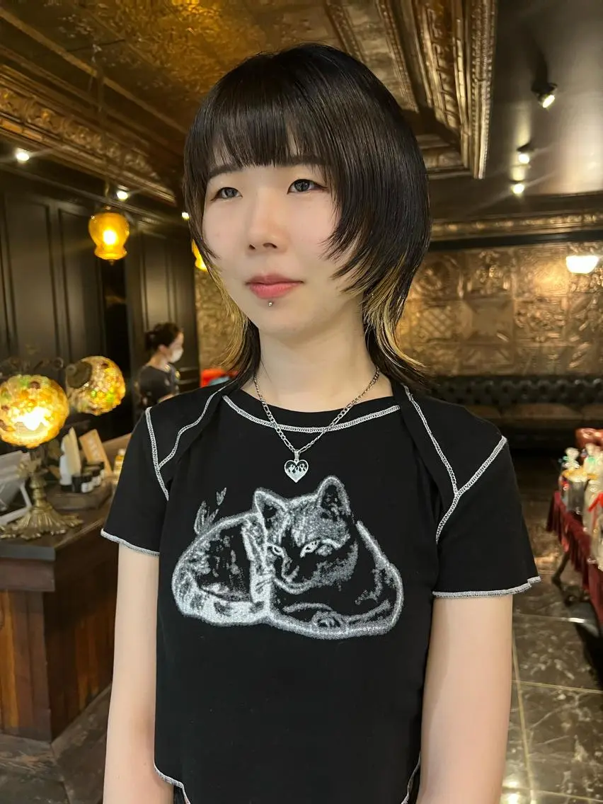 ミディアム カット 圧倒的デザイン力 店長🎨RENAのヘアスタイル