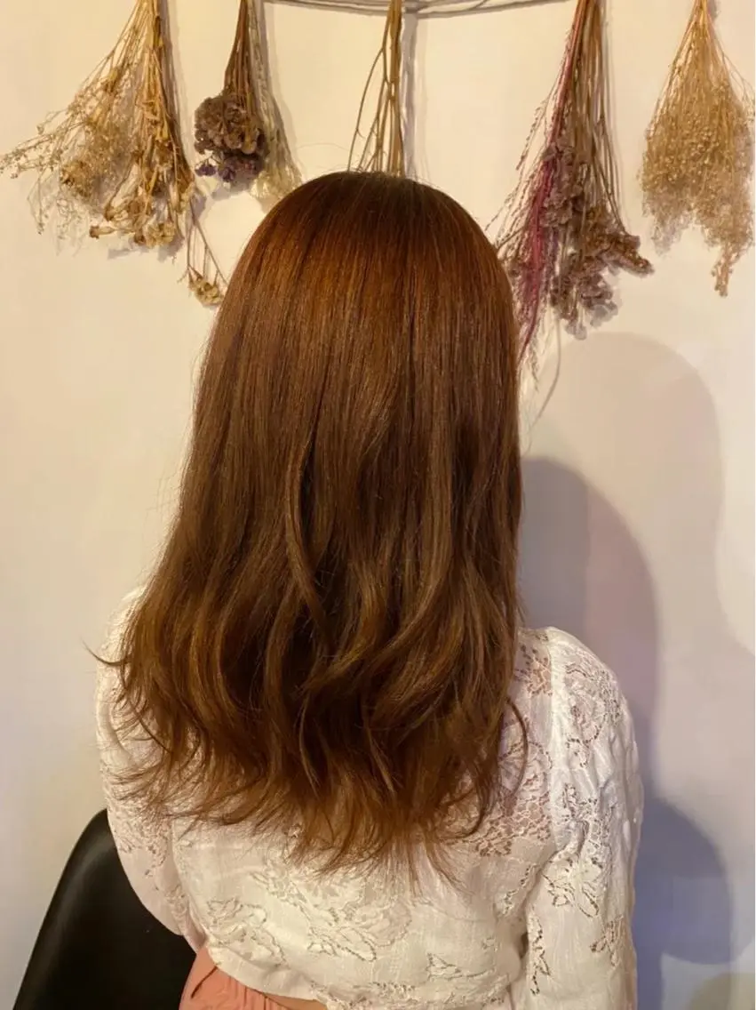 ロング カラー ブラウンカラー オレンジ オレンジブラウン 松下 詩恵里のヘアスタイル