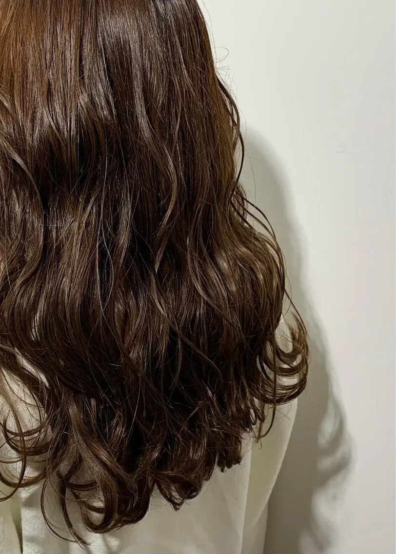 セミロング ヘアカラー トリートメント もにか🌞原宿/渋谷 🌝ブリーチカラーのヘアスタイル