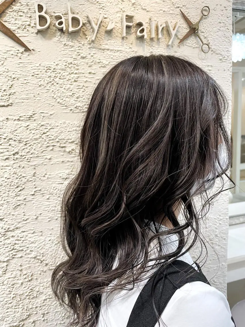 セミロング カラー ハイライトカラー ハイライト ヘアカラー カラー職人 なかもと たつひろのヘアスタイル
