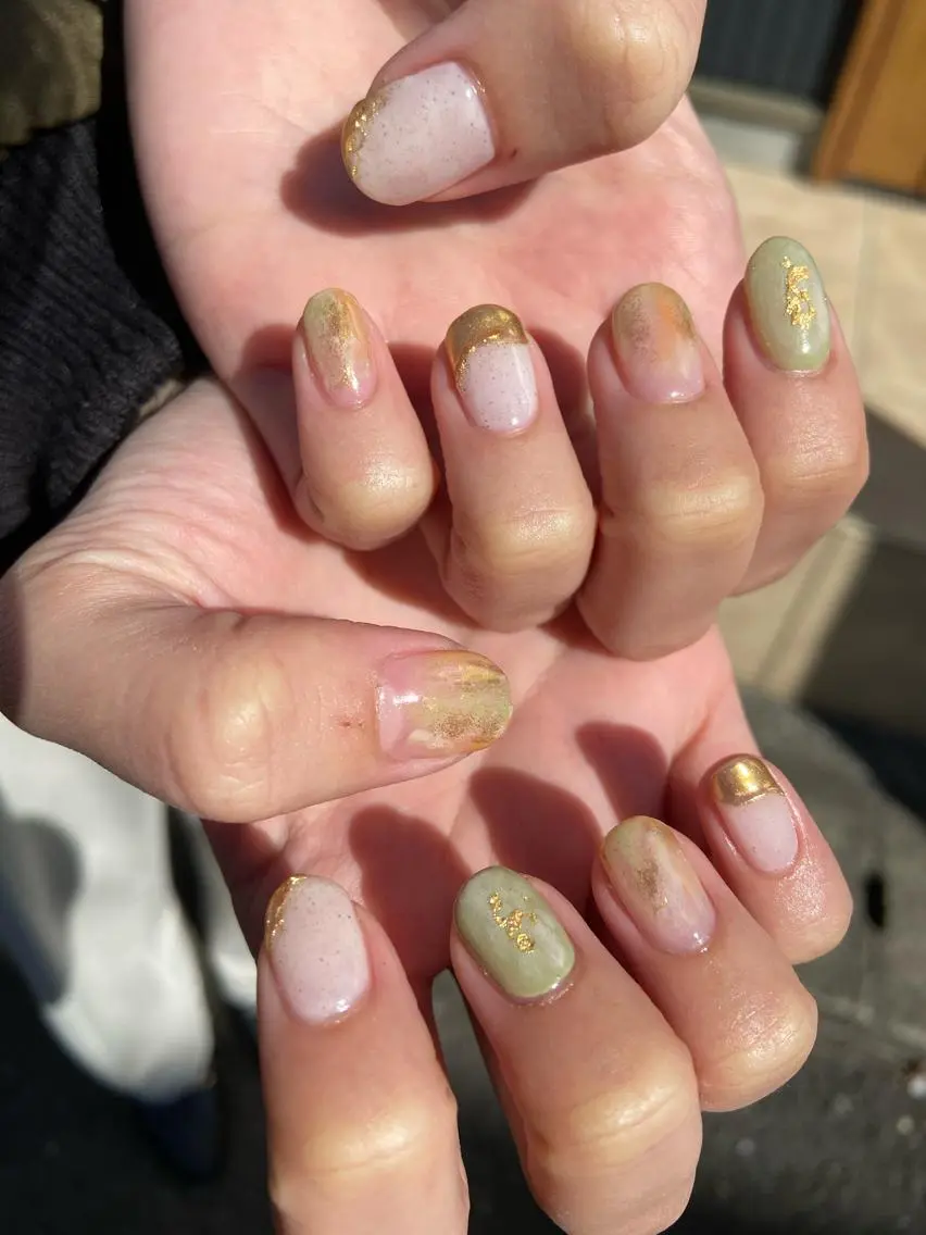 ネイル アートネイル ミラーネイル ニュアンスネイル 春ネイル . unffのネイルデザイン