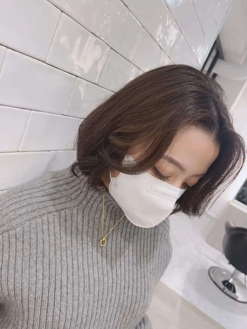 ショート ヘアカラー トリートメント emi/髪質改善/ 韓国風/艶カラーのヘアスタイル