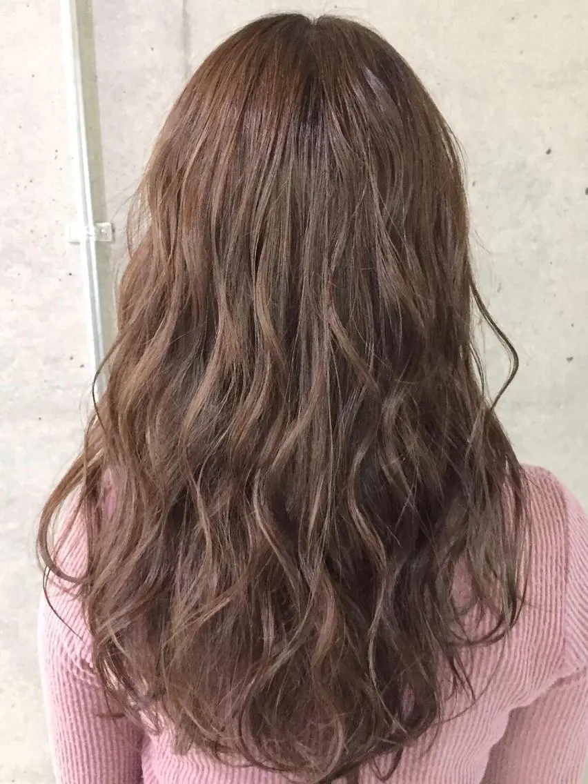 ロング カラー ヘアアレンジ 【公式】amble luxe池袋東口🩷のヘアスタイル