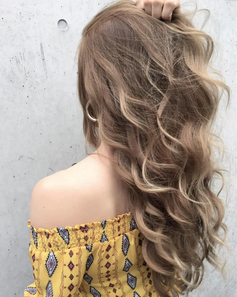 ロング 外国人風カラー ハイライト Lano [ラノ]のヘアスタイル