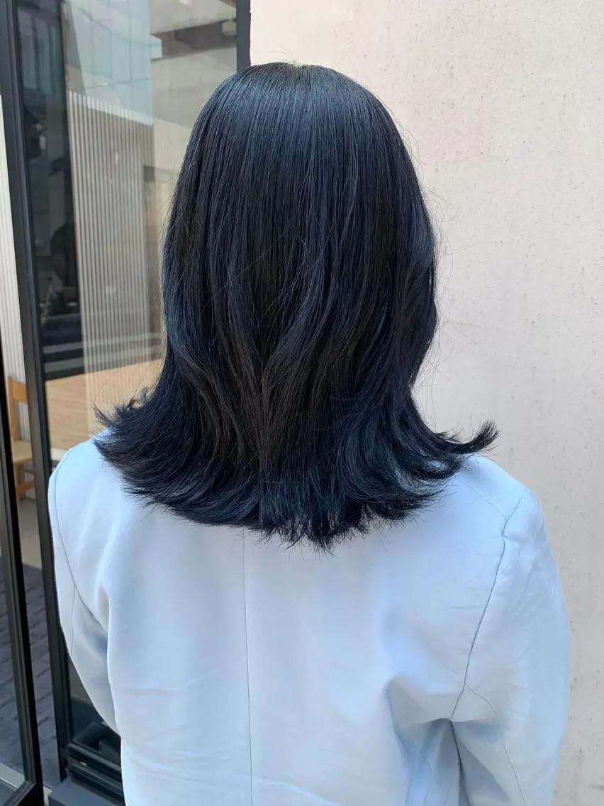 ミディアム カラー ヘアアレンジ ヘアカラー トリートメント yuka .のヘアスタイル