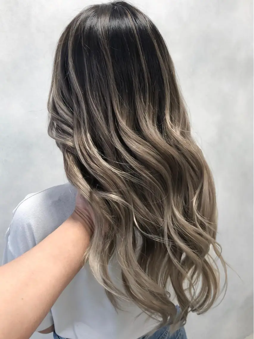 ロング カラー welring hair salonのヘアスタイル