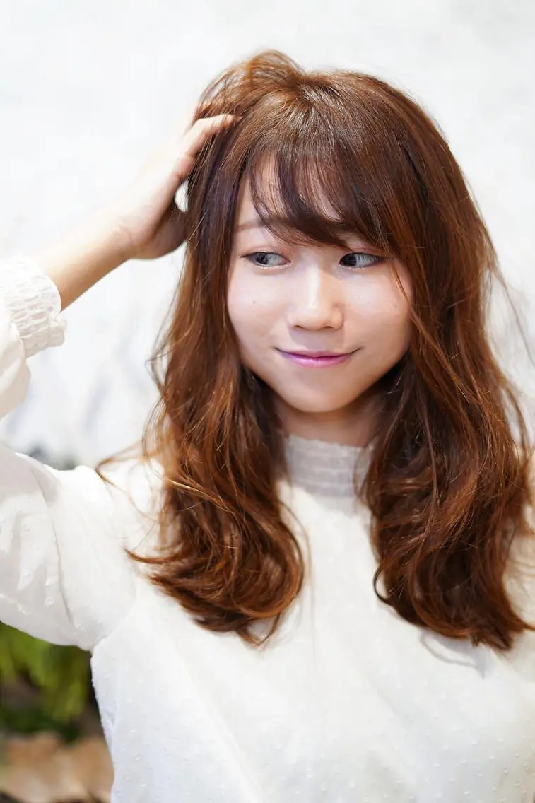 ロング 葉月 怜美のヘアスタイル