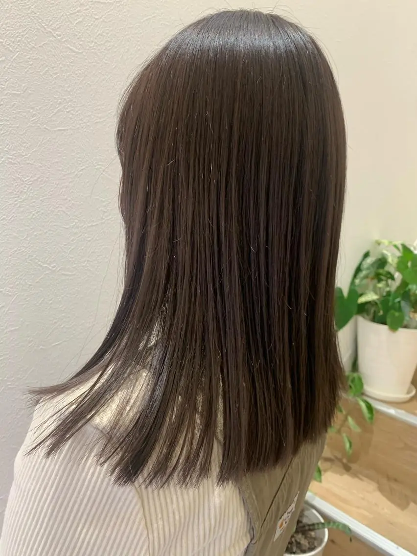ミディアム カラー ブリーチ ブリーチなしカラー hubhair レイヤー/透明感のヘアスタイル