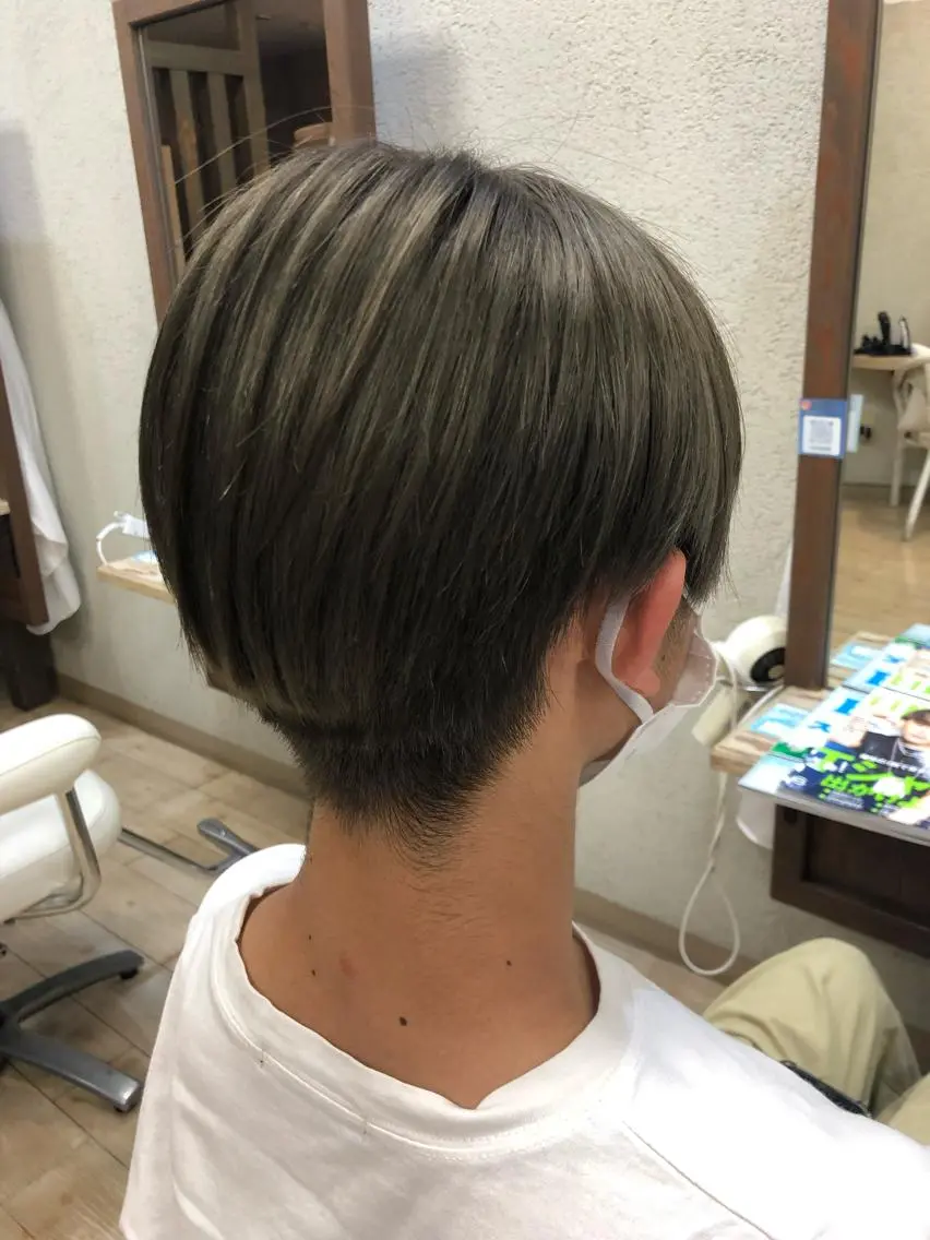 カラー メンズ グレージュ カット 縮毛矯正 阿部 美咲のヘアスタイル