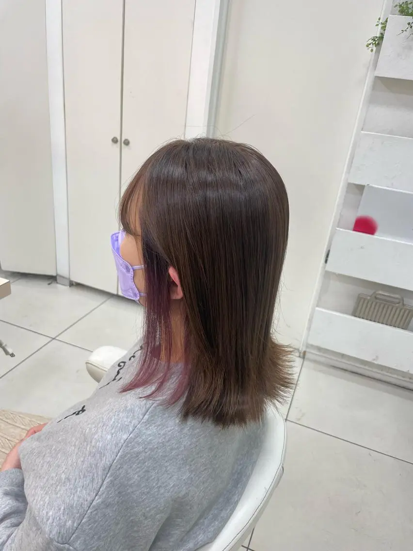 ミディアム カラー ヘアカラー 崎山 紗吏のヘアスタイル