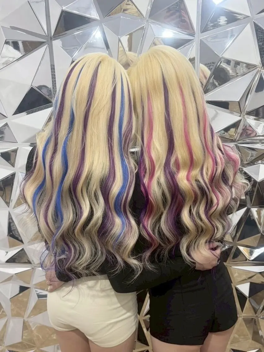 ロング カラー ヘアアレンジ シールエクステ バレイヤージュ ブリーチ ケアブリーチ ダブルカラー エクステ MISA ミサのヘアスタイル