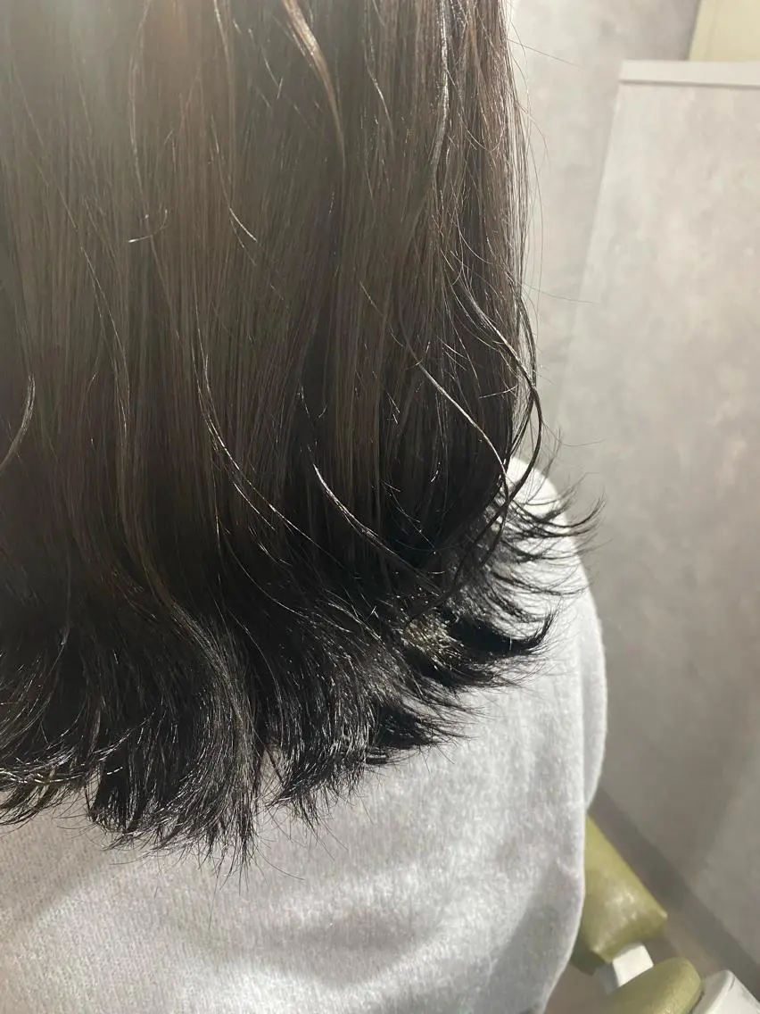 ミディアム かずさ🐈‍⬛ lmu by ifのヘアスタイル