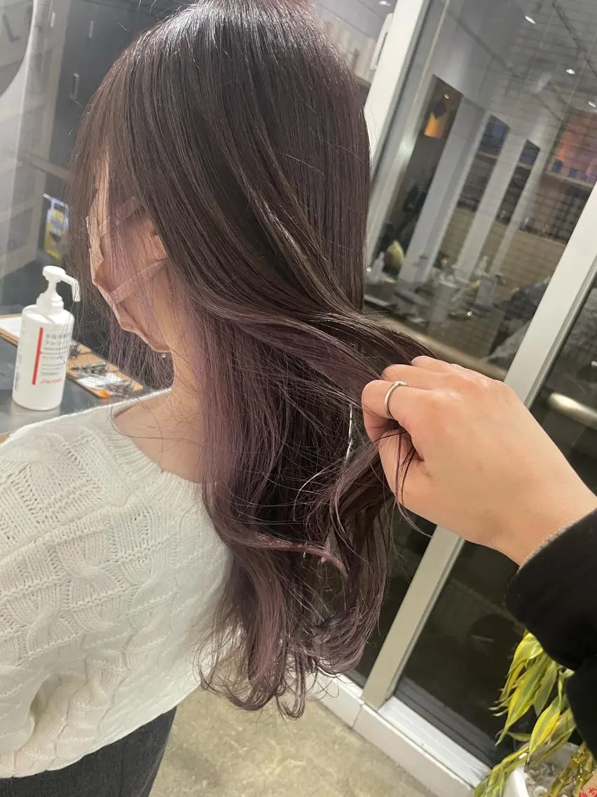 ロング カラー イヤリングカラー インナーカラー ラベンダーカラー ピンクカラー ♡🪞韓国スタイル/ MISATO🪞♡のヘアスタイル