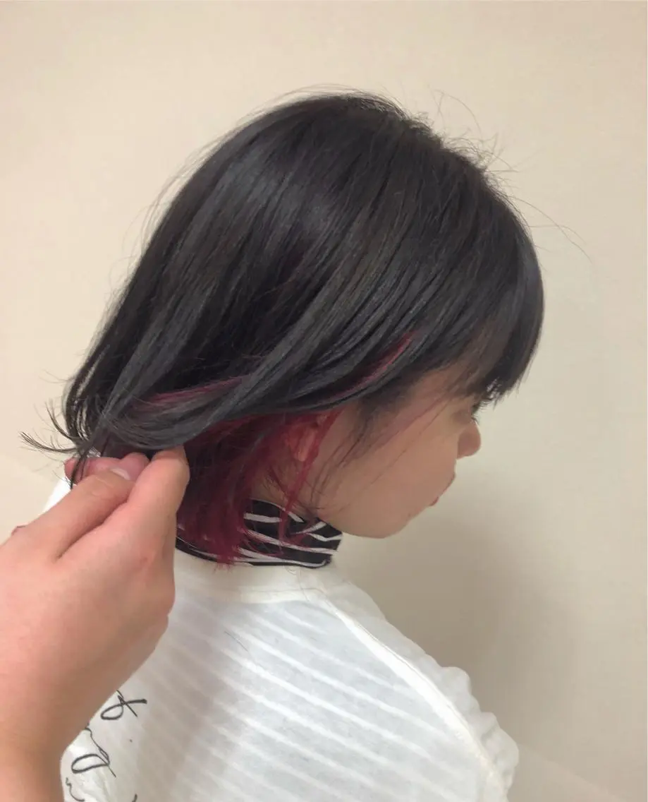 ミディアム カラー ヘアアレンジ グレージュ レッドカラー シルバー シルバーグレージュ enurk店 🍋 M I K U  *のその他イメージ