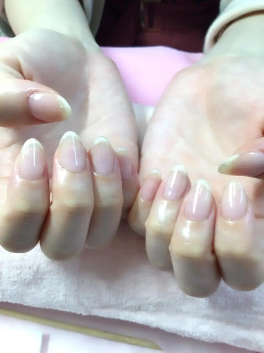 ネイル ハンドケア 和賀井 恵理のネイルデザイン