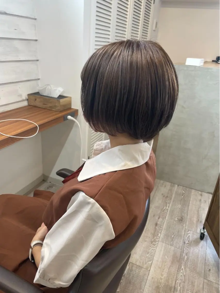 カラー ブリーチ 透明感カラー ブリーチなしカラー 下島 優人のヘアスタイル