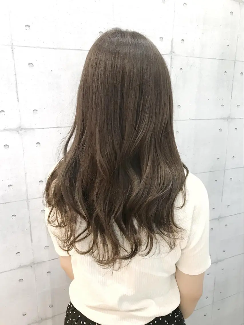ロング カラー ベージュカラー 透明感カラー イルミナカラー カット ヘアカラー トリートメント 高木 麻知子のヘアスタイル