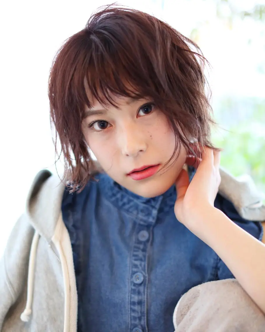 ショート レイヤーカット 中野 恵脩のヘアスタイル