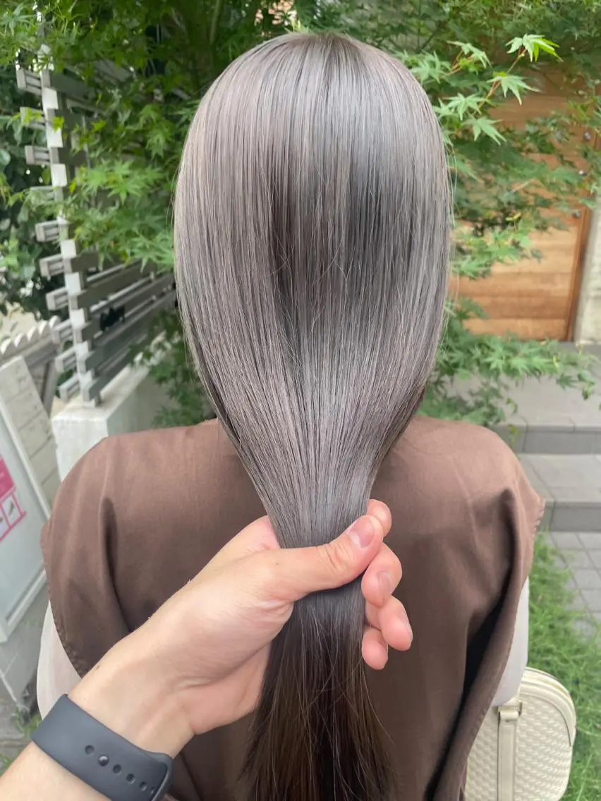 ミディアム カラー カット ヘアカラー トリートメント 顔周りカット 【オノザワリョウ】のヘアスタイル