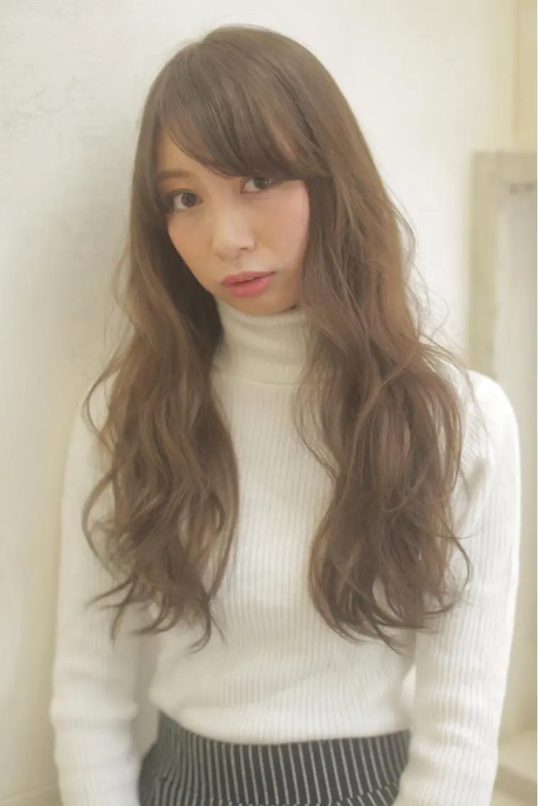 ロング カラー グレージュ 【メンズカット】 澤下瑛一のヘアスタイル