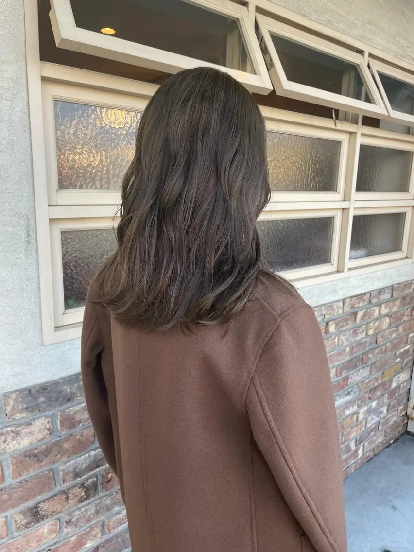 セミロング カット ヘアカラー トリートメント 艶髪 🌸木下なつみのヘアスタイル