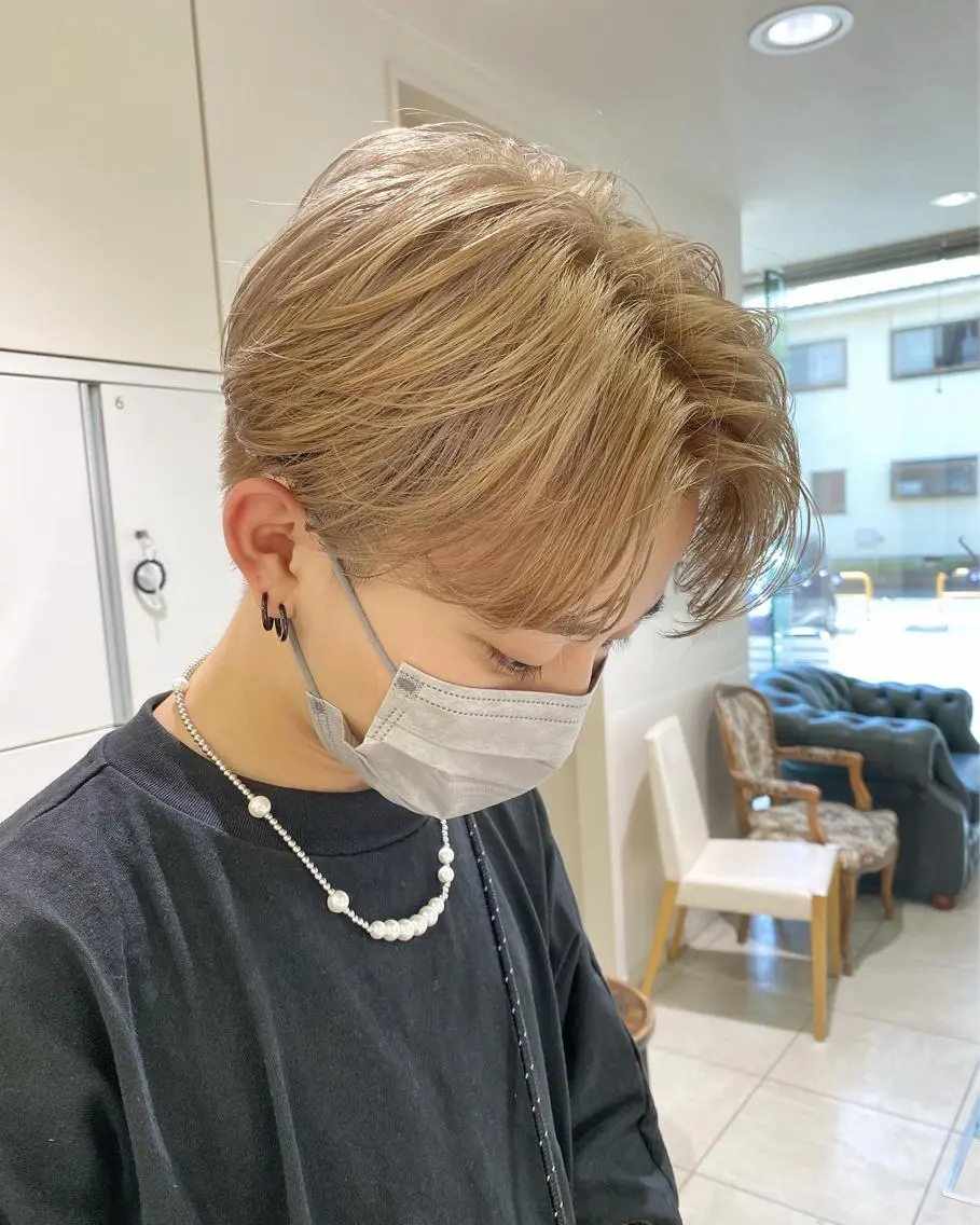 ショート カラー メンズ カット ヘアカラー トリートメント ブリーチ指名No.1 Daikiのヘアスタイル