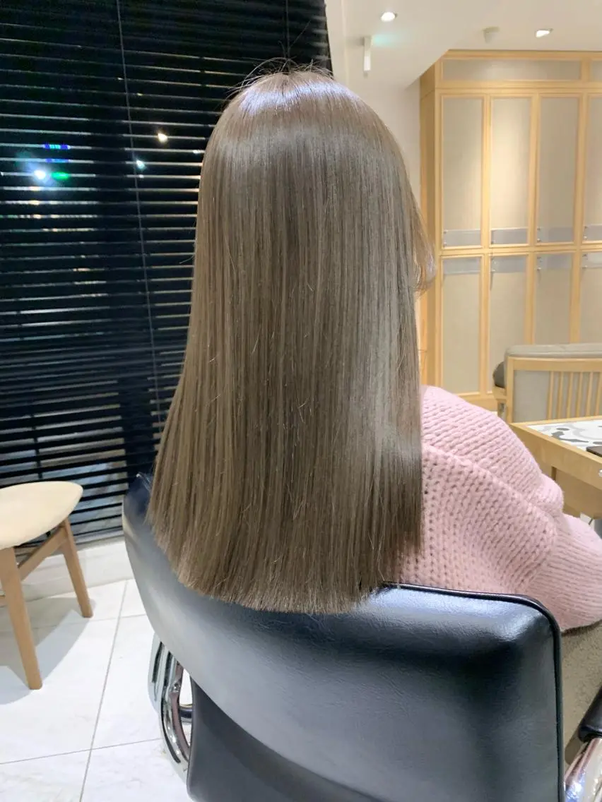 ロング カラー ベージュカラー オリーブベージュ チバ タクミのヘアスタイル