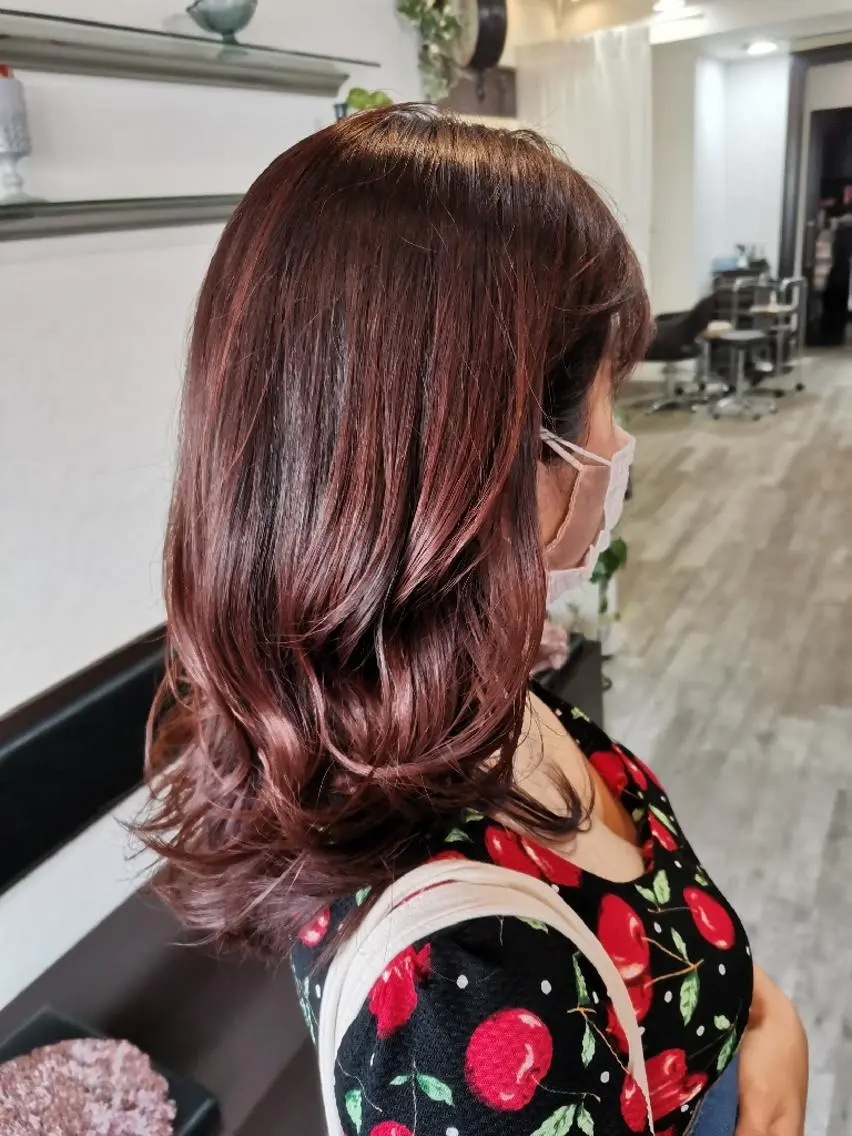ロング ツヤ髪ケアカラー✨ 中谷良成のヘアスタイル