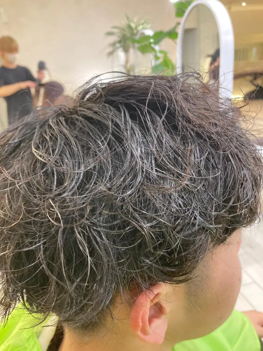 パーマ メンズ メンズパーマ 波巻きパーマ 可愛い顔周りカット お任せください✨中川のヘアスタイル