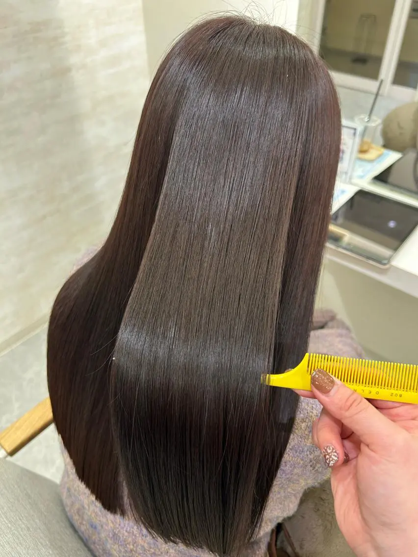 ロング カラー カット ヘアカラー トリートメント 髪質改善&艶感カラー 🪄岡井美結のヘアスタイル