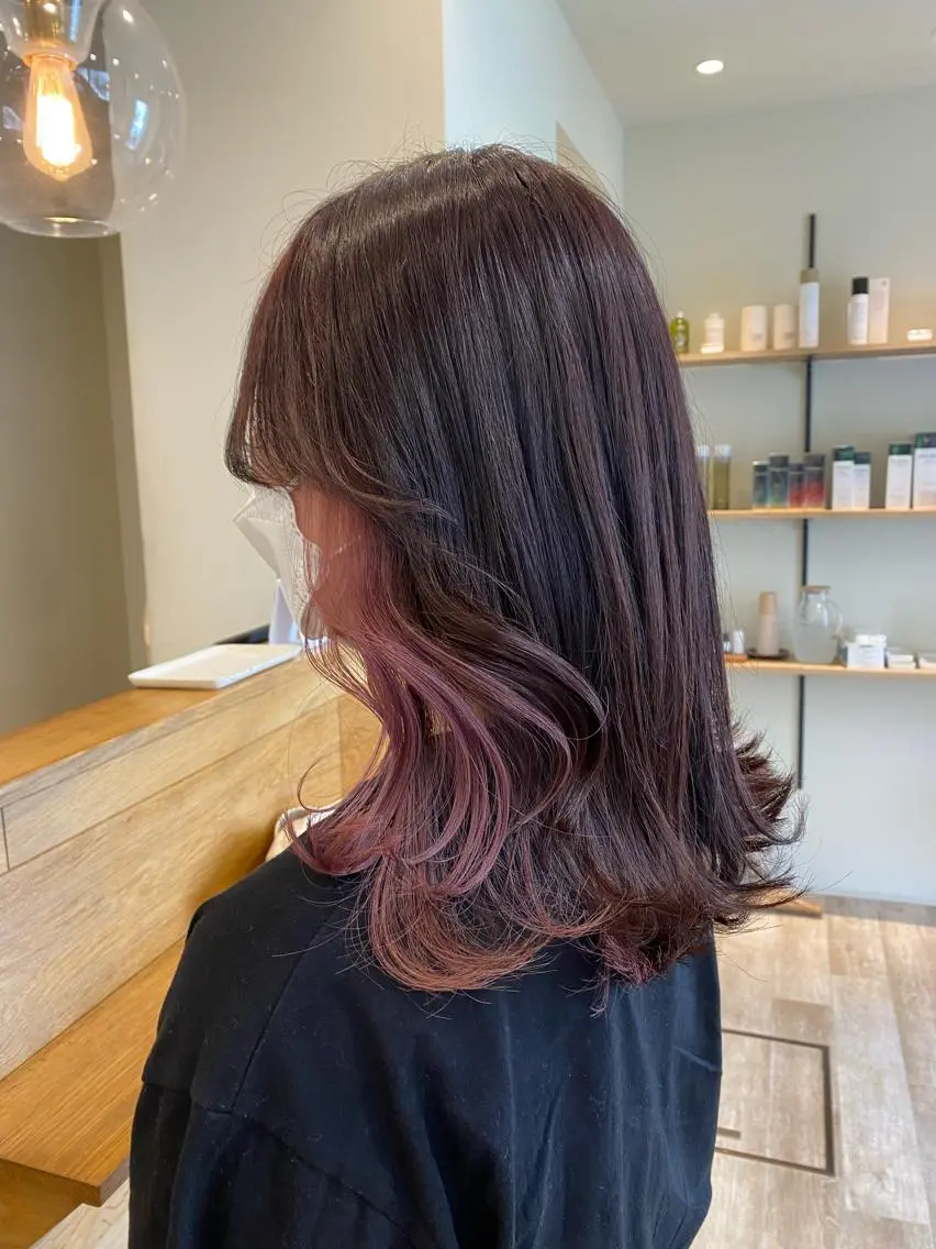 ミディアム ピンクブラウン 奈良 彩華のヘアスタイル