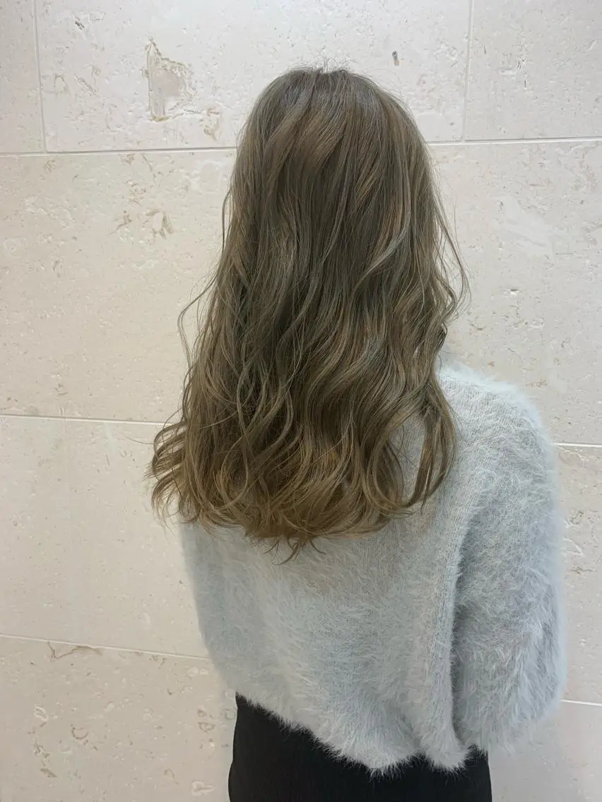 セミロング 髪質改善 高橋 勇樹のヘアスタイル