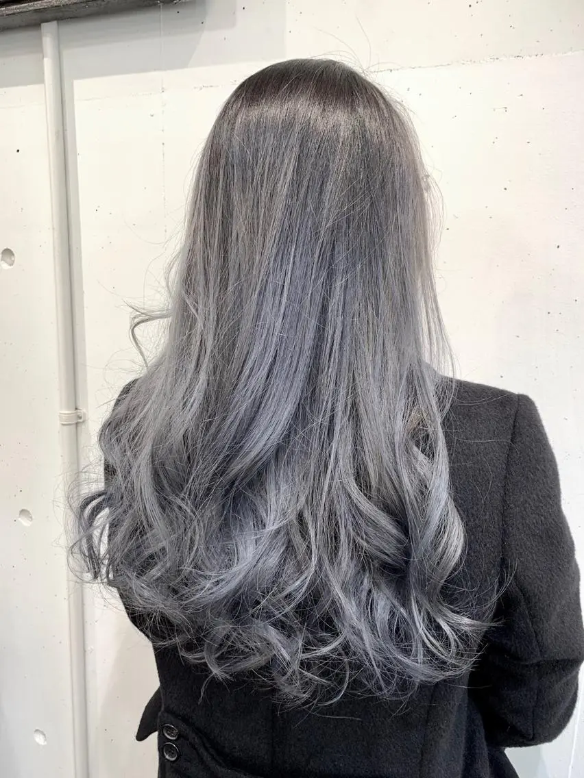 ロング カラー グレージュ ヘアカラー トリートメント ヘッドスパ ヘアセット Akua【代表】 Kazumaのヘアスタイル