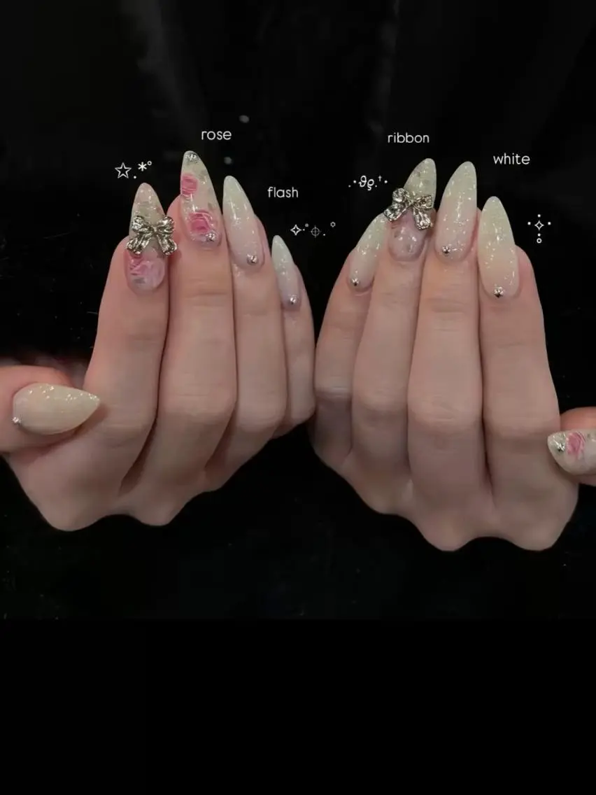 ネイル ハンドネイル Luna Nailsのネイルデザイン