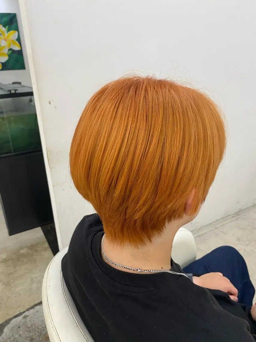 カラー ブリーチ オレンジ カット ヘアカラー トリートメント 羽澤 亨威【髪質改善】のヘアスタイル