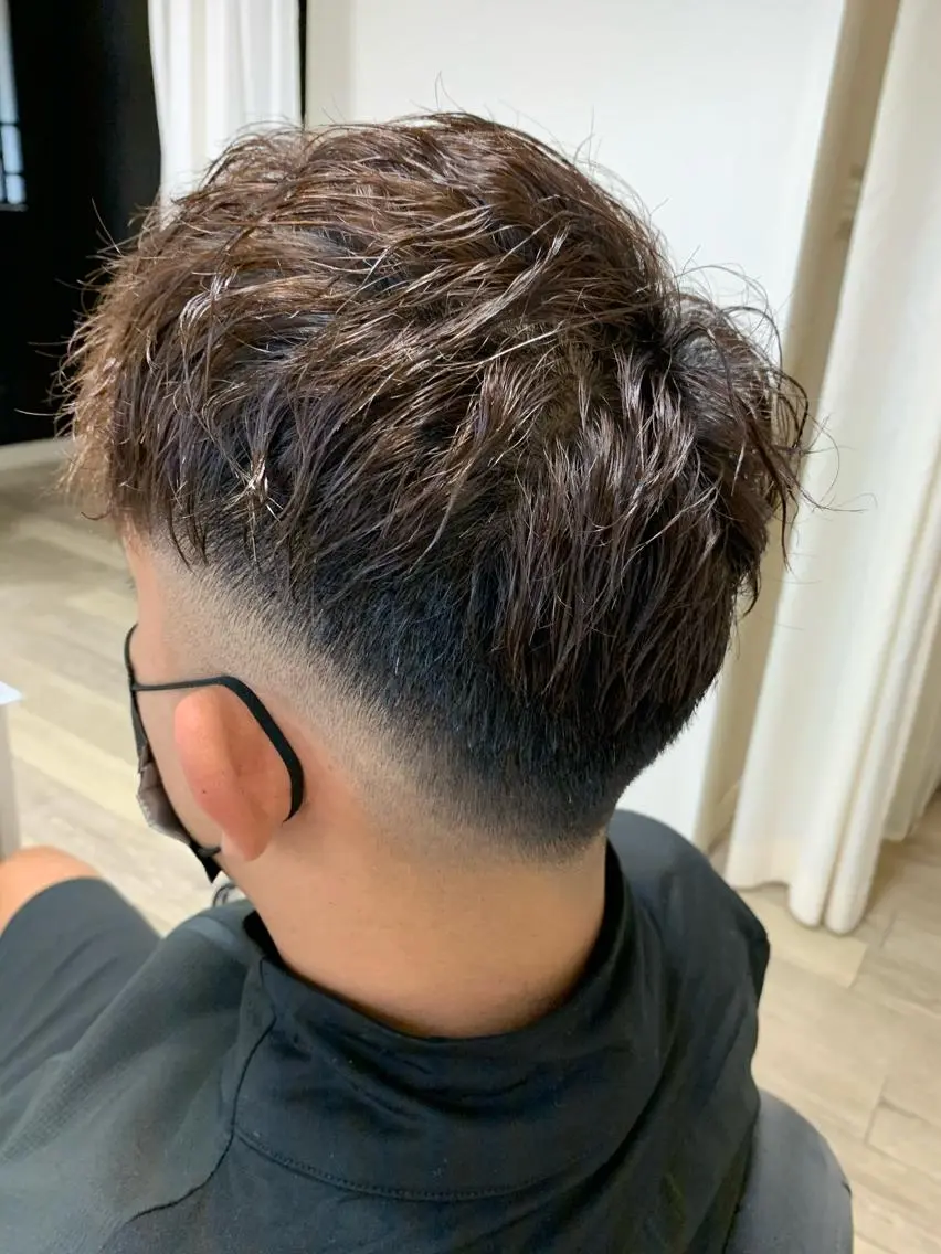ショート 友利 一馬のヘアスタイル