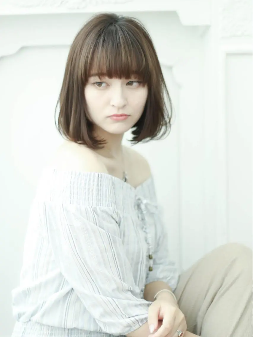 ミディアム ボブ カット トリートメント ＨＩ ROのヘアスタイル