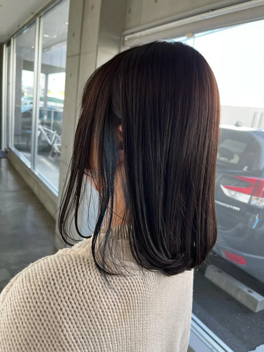 ミディアム カラー ブルーカラー おせ ちさとのヘアスタイル
