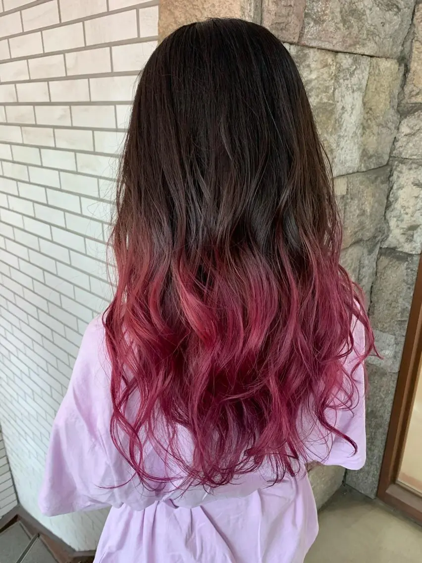 ロング カラー グラデーションカラー ピンクカラー カット ヘアカラー オージュアソムリエ DAIKI⭐️のヘアスタイル