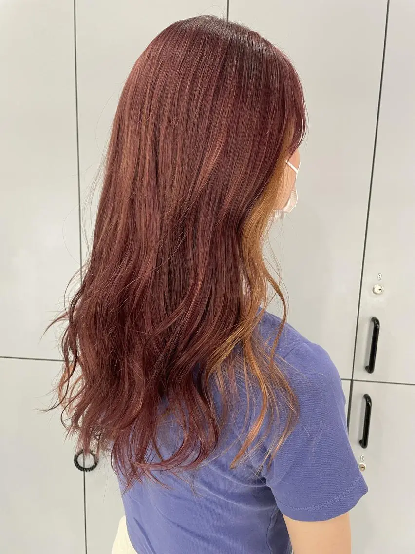 ロング カラー オレンジ ピンクカラー カット ヘアカラー トリートメント 狩野 羅夢のヘアスタイル