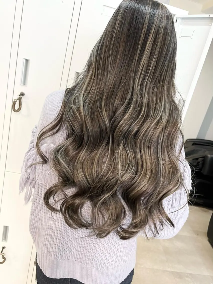 ロング ヘアカラー トリートメント KYOKO 【Bear】のヘアスタイル