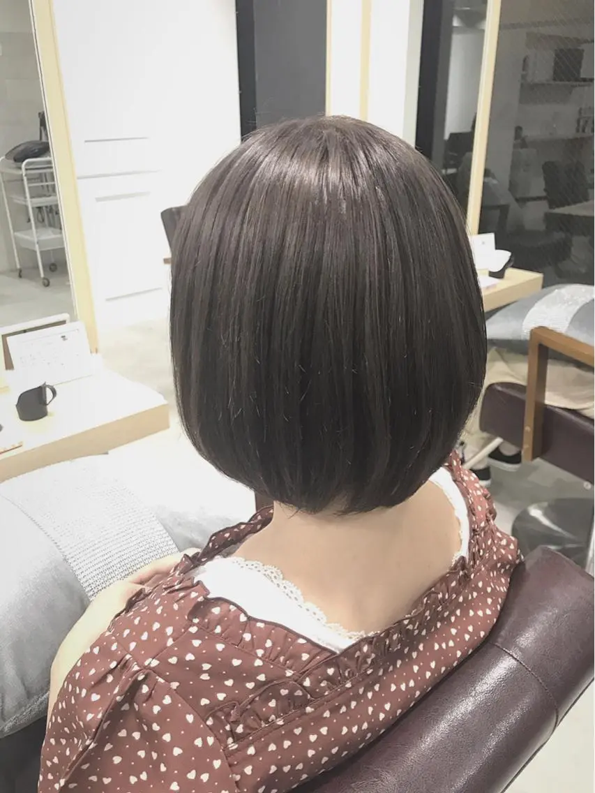 ショート カラー ブリーチ グレージュ マンツーマン/透明感 foi hairのヘアスタイル