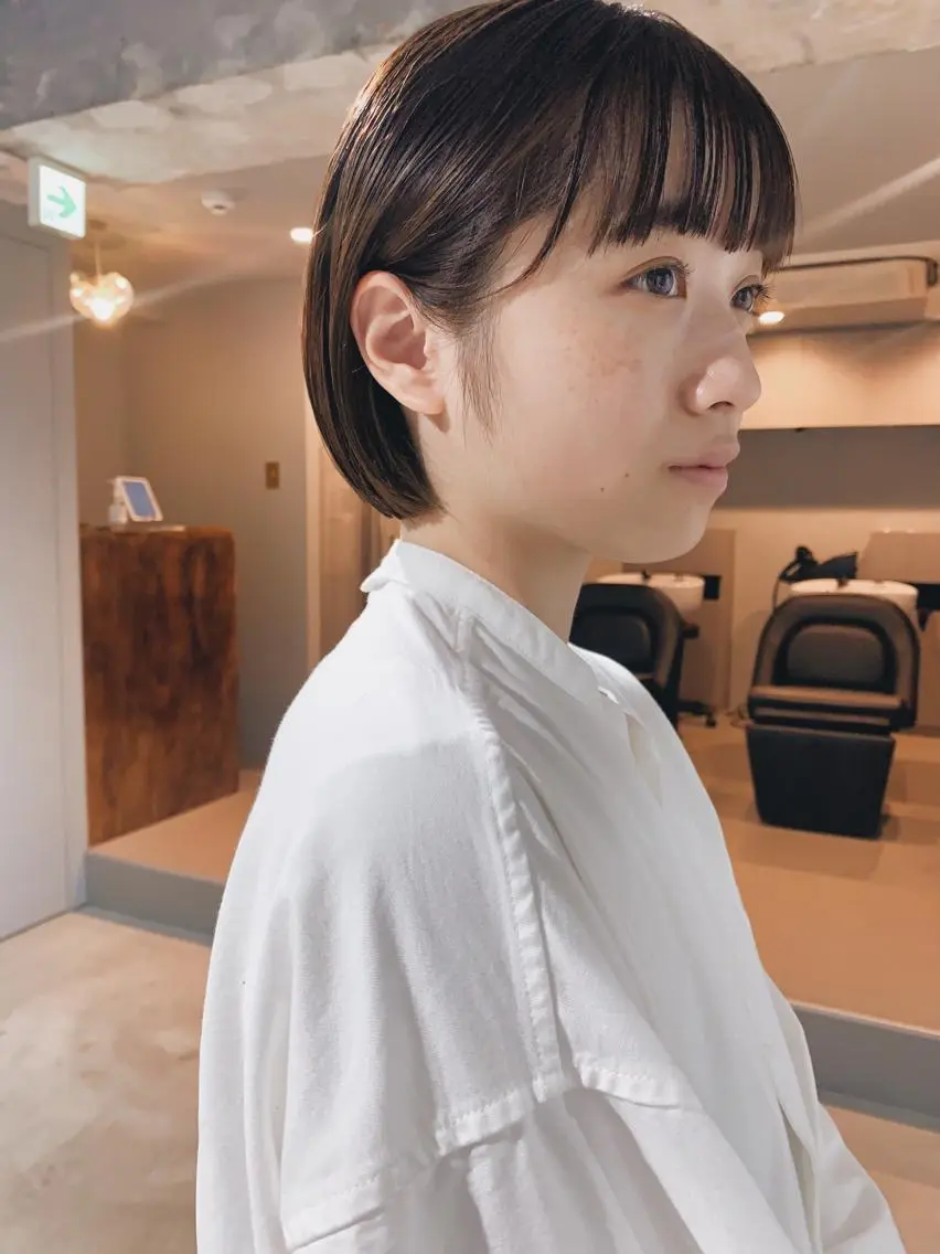 ミディアム カラー パーマ ボブパーマコテ巻き風 パーマNo1深江秀平のヘアスタイル